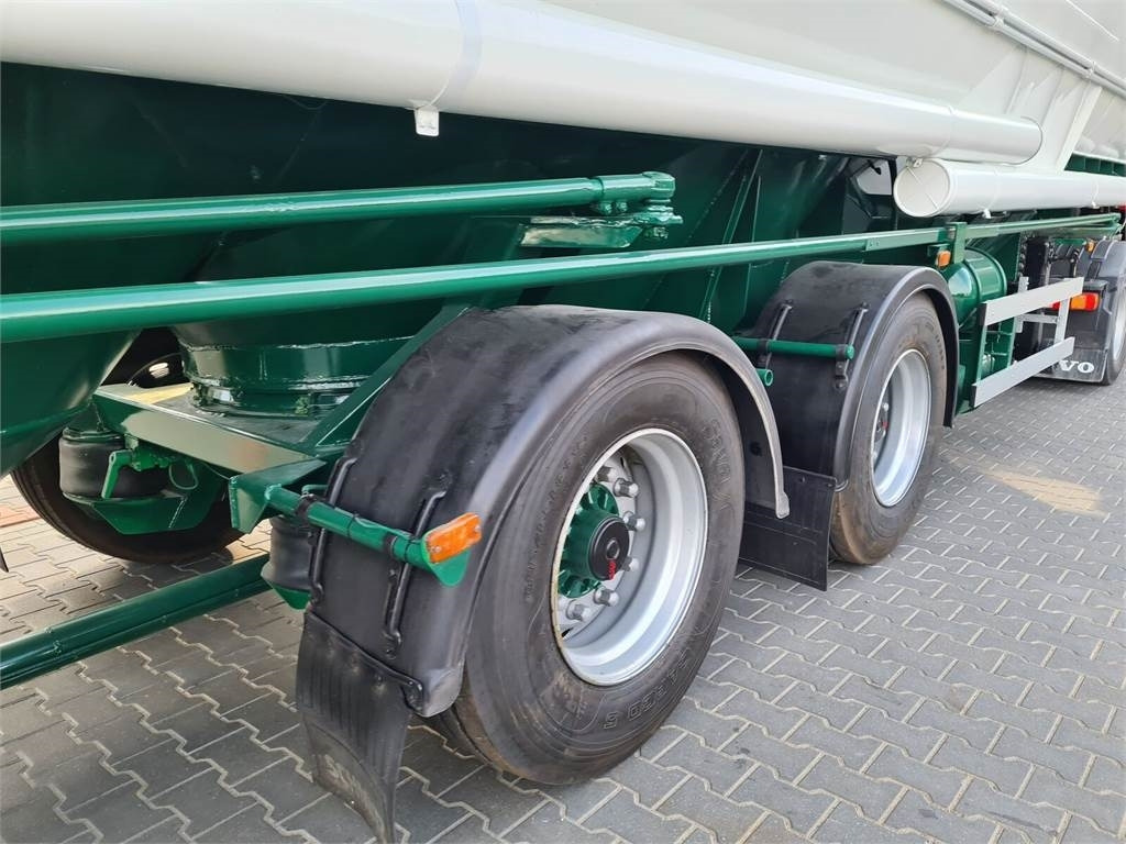 Semirremolque cisterna Lambrecht with suction WELGRO fodder, flour, wheat: foto 10