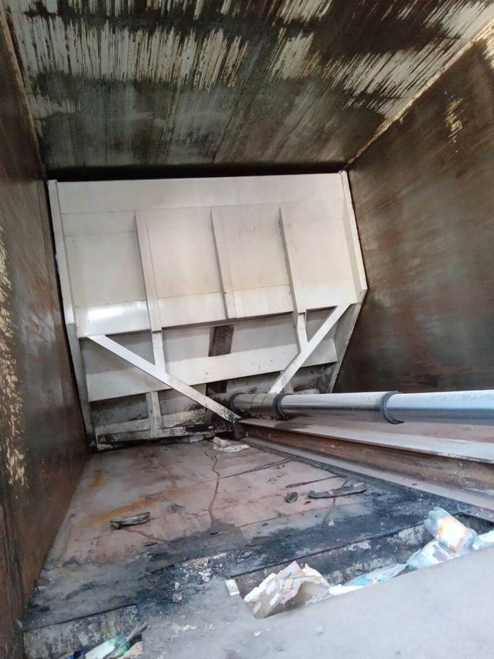 MAN Superstructure garbage truck MOL VDK PUSHER 20m3 - Camión de basura: foto 4 MAN Superstructure garbage truck MOL VDK PUSHER 20m3 - Camión de basura: foto 4