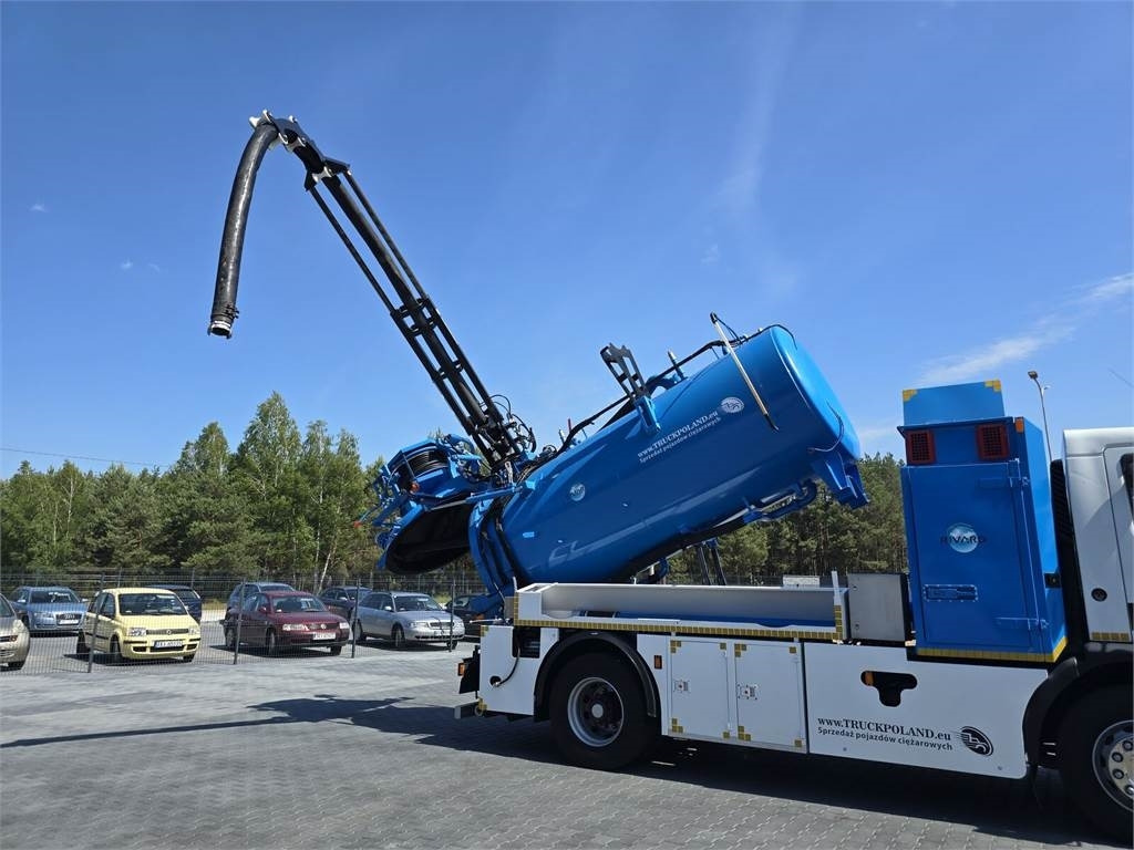 Limpieza de alcantarillado Renault 4x2 WUKO RIVARD for collecting liquid waste: foto 32