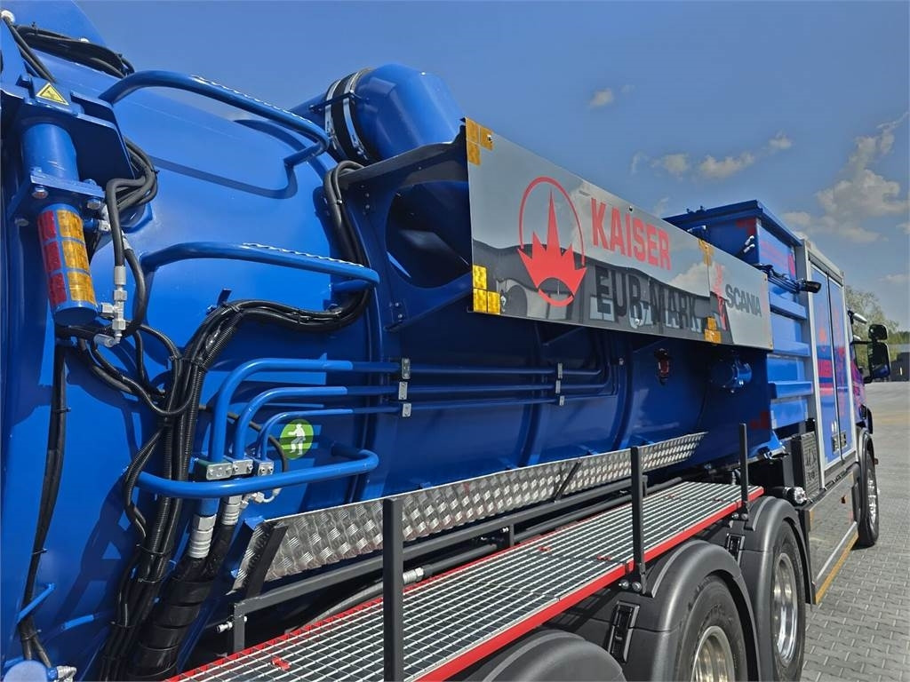 Scania KAISER EUR-MARK PL 8 Vacuum suction-blowing loader - Excavadora: foto 2 Scania KAISER EUR-MARK PL 8 Vacuum suction-blowing loader - Excavadora: foto 2
