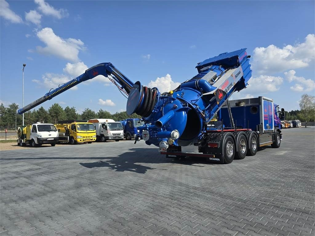 Scania KAISER EUR-MARK PL 8 Vacuum suction-blowing loader - Excavadora: foto 1 Scania KAISER EUR-MARK PL 8 Vacuum suction-blowing loader - Excavadora: foto 1