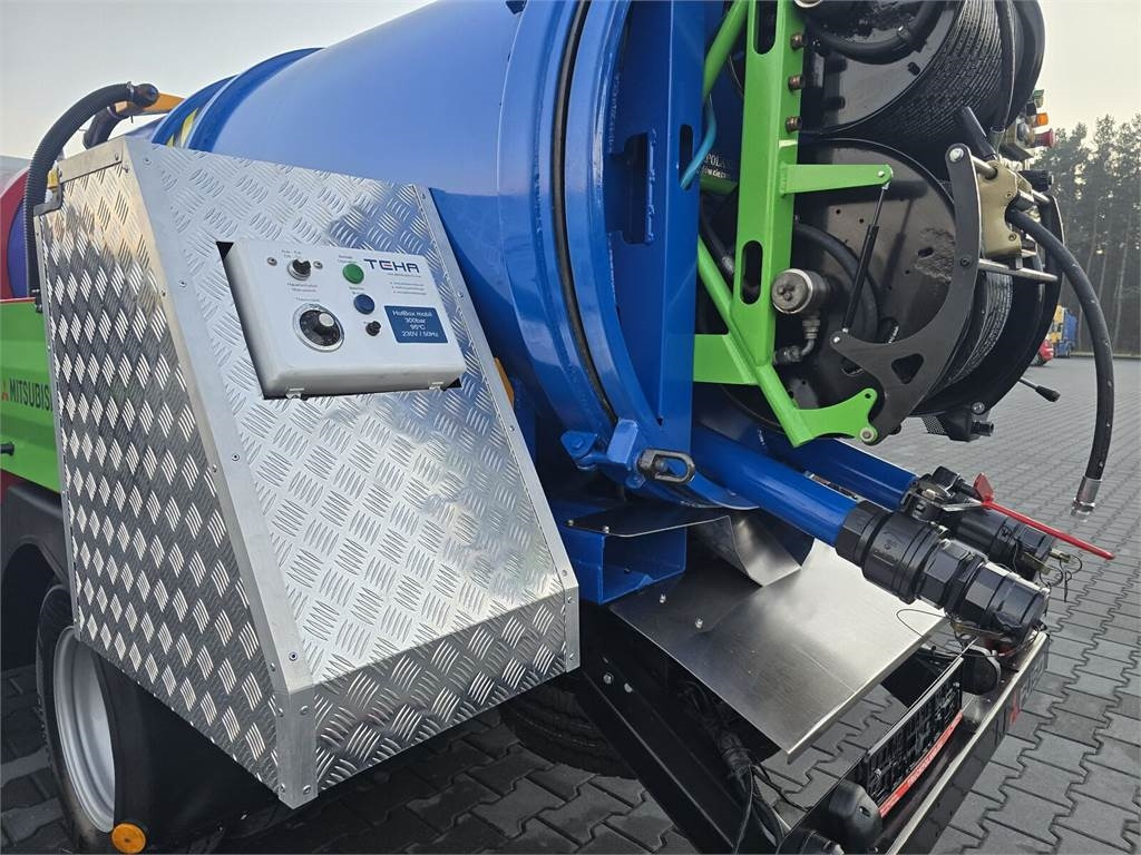 Vehículo municipal Mitsubishi ROM KOKS SMART COMBI WUKO HOT WATER FOR CLEANING S: foto 14 Vehículo municipal Mitsubishi ROM KOKS SMART COMBI WUKO HOT WATER FOR CLEANING S: foto 14