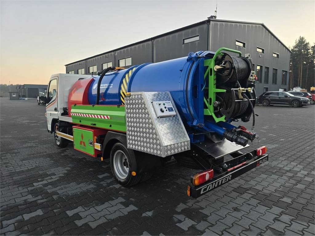 Mitsubishi ROM SMART COMBI WUKO HOT WATER FOR CLEANING SEWAGE - Vehículo municipal: foto 5 Mitsubishi ROM SMART COMBI WUKO HOT WATER FOR CLEANING SEWAGE - Vehículo municipal: foto 5