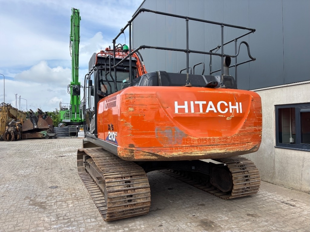 Hitachi ZX 210 LC-6 - Excavadora de cadenas: foto 4 Hitachi ZX 210 LC-6 - Excavadora de cadenas: foto 4