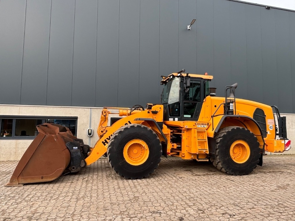Hyundai HL 970 - HL970 - HL 975 - Cargadora de ruedas: foto 2 Hyundai HL 970 - HL970 - HL 975 - Cargadora de ruedas: foto 2