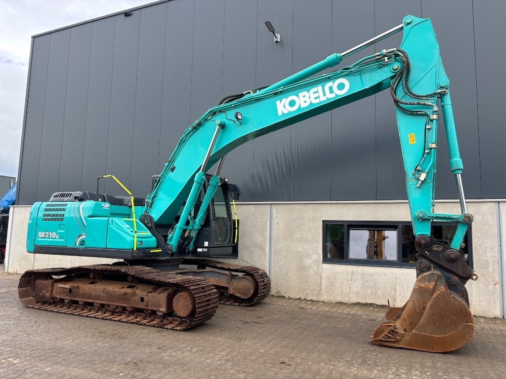 Excavadora de cadenas Kobelco SK 210 LC-10: foto 6
