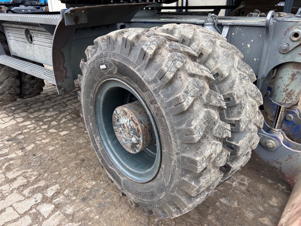 Excavadora de ruedas Liebherr A 900 C - A900 - A 904 C: foto 24 Excavadora de ruedas Liebherr A 900 C - A900 - A 904 C: foto 24