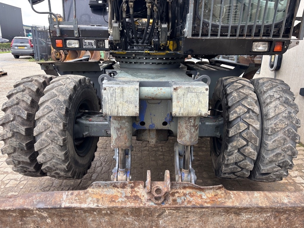 Excavadora de ruedas Liebherr A 900 C - A900 - A 904 C: foto 25 Excavadora de ruedas Liebherr A 900 C - A900 - A 904 C: foto 25