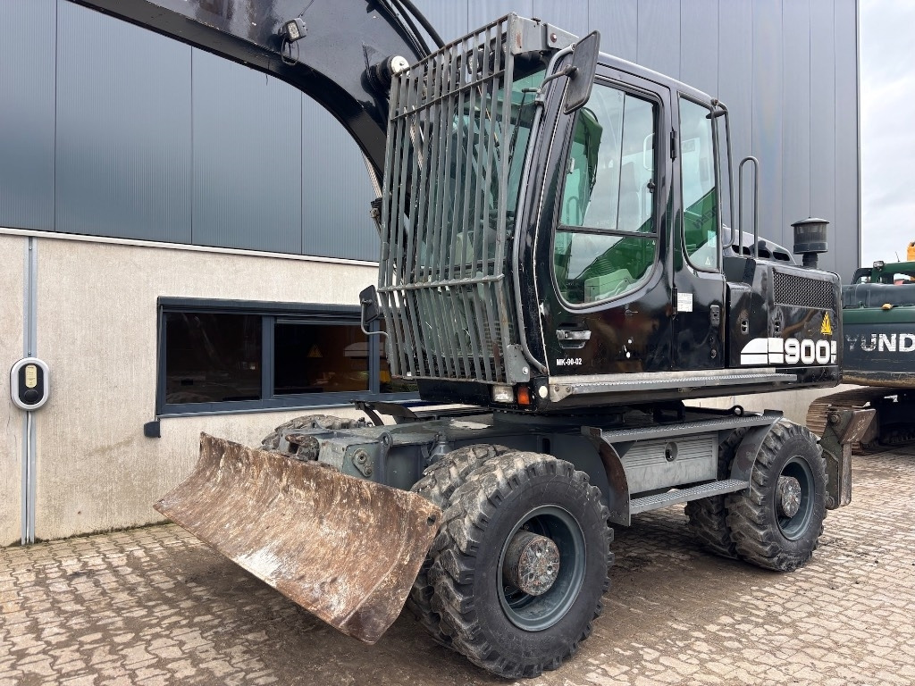 Excavadora de ruedas Liebherr A 900 C - A900 - A 904 C: foto 9 Excavadora de ruedas Liebherr A 900 C - A900 - A 904 C: foto 9