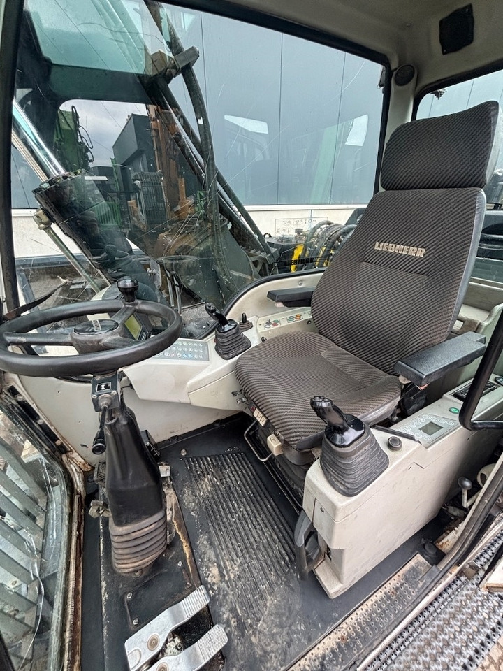 Excavadora de ruedas Liebherr A 900 C - A900 - A 904 C: foto 11 Excavadora de ruedas Liebherr A 900 C - A900 - A 904 C: foto 11