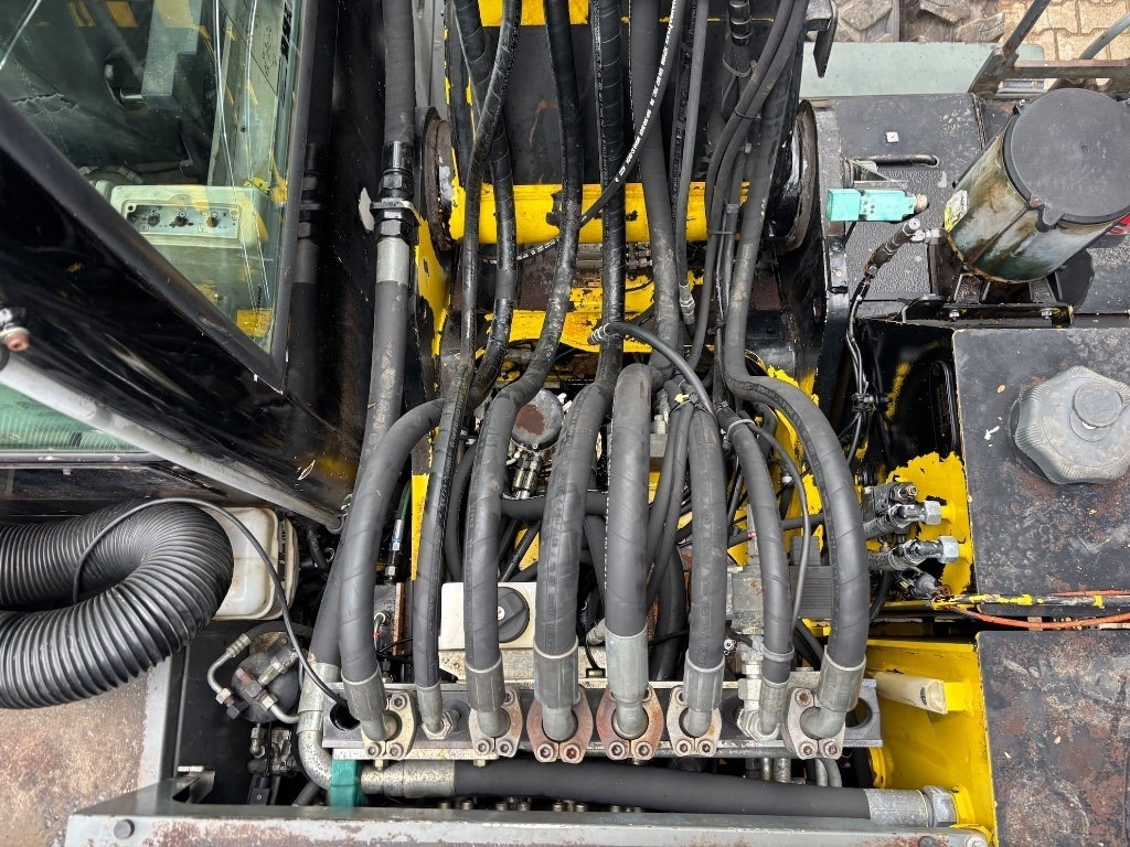 Excavadora de ruedas Liebherr A 900 C - A900 - A 904 C: foto 33 Excavadora de ruedas Liebherr A 900 C - A900 - A 904 C: foto 33