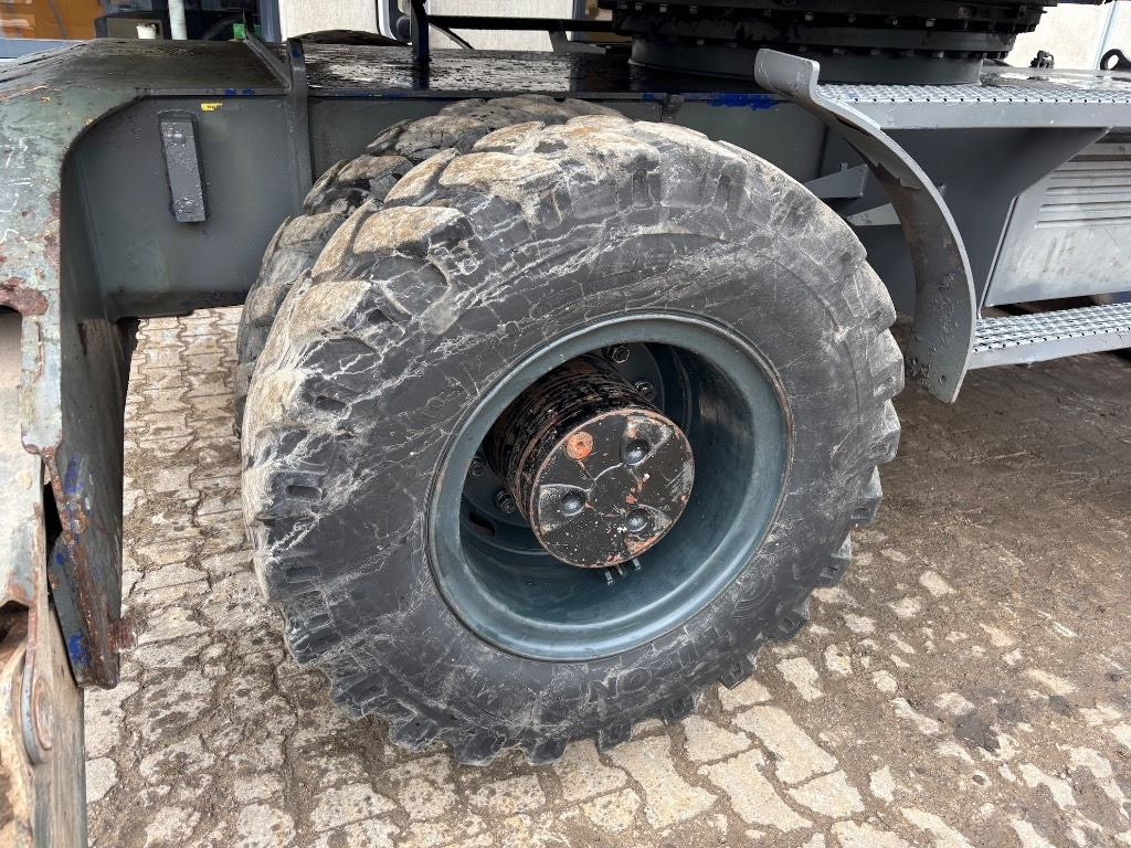 Excavadora de ruedas Liebherr A 900 C - A900 - A 904 C: foto 23 Excavadora de ruedas Liebherr A 900 C - A900 - A 904 C: foto 23