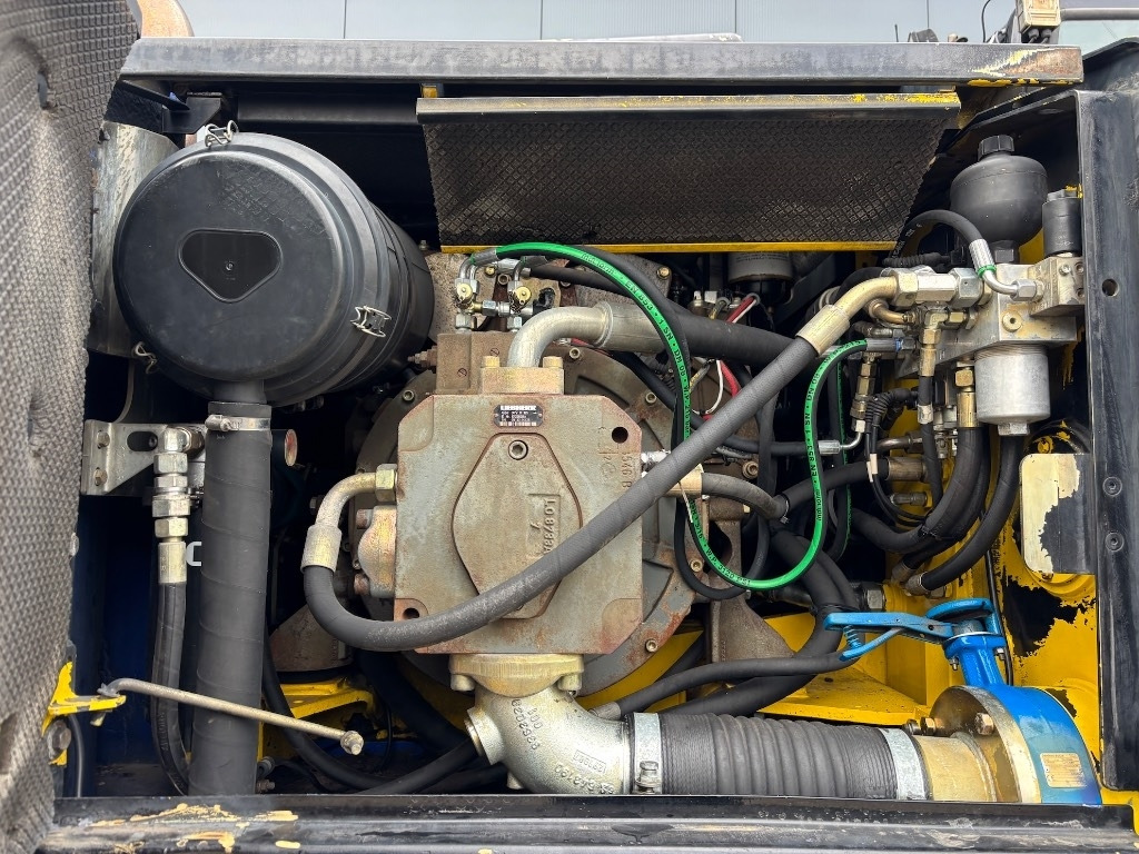 Excavadora de ruedas Liebherr A 900 C - A900 - A 904 C: foto 18 Excavadora de ruedas Liebherr A 900 C - A900 - A 904 C: foto 18