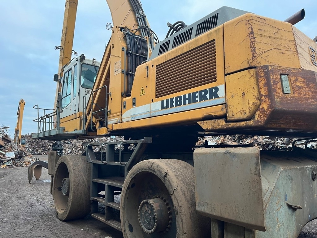 Liebherr A 954 B HD - Manipulador de materiales: foto 4 Liebherr A 954 B HD - Manipulador de materiales: foto 4