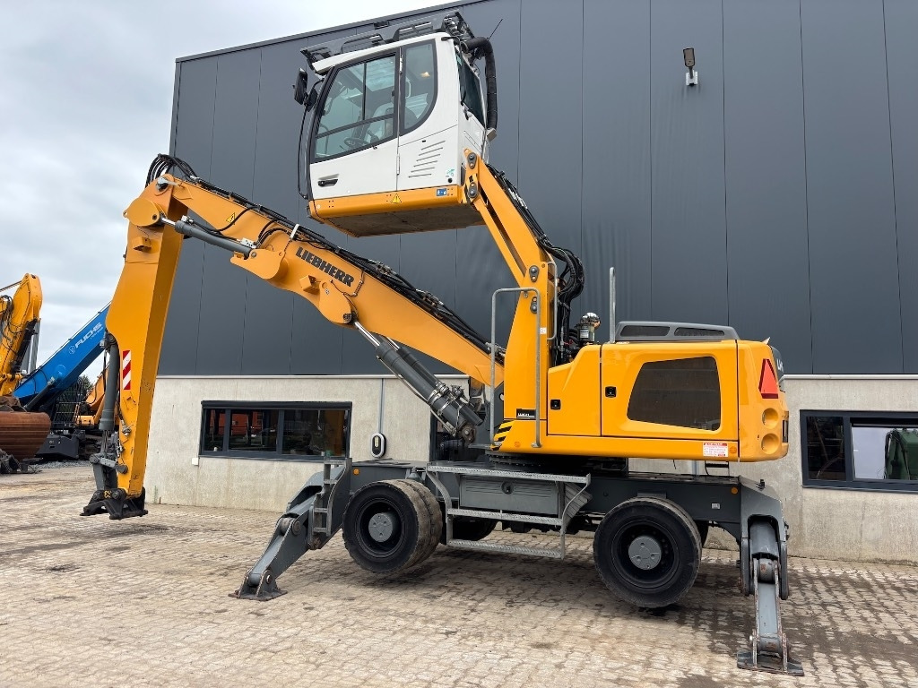 Liebherr LH 24 M - LH 24 - LH 22 / LH 26 - Manipulador de materiales: foto 2 Liebherr LH 24 M - LH 24 - LH 22 / LH 26 - Manipulador de materiales: foto 2