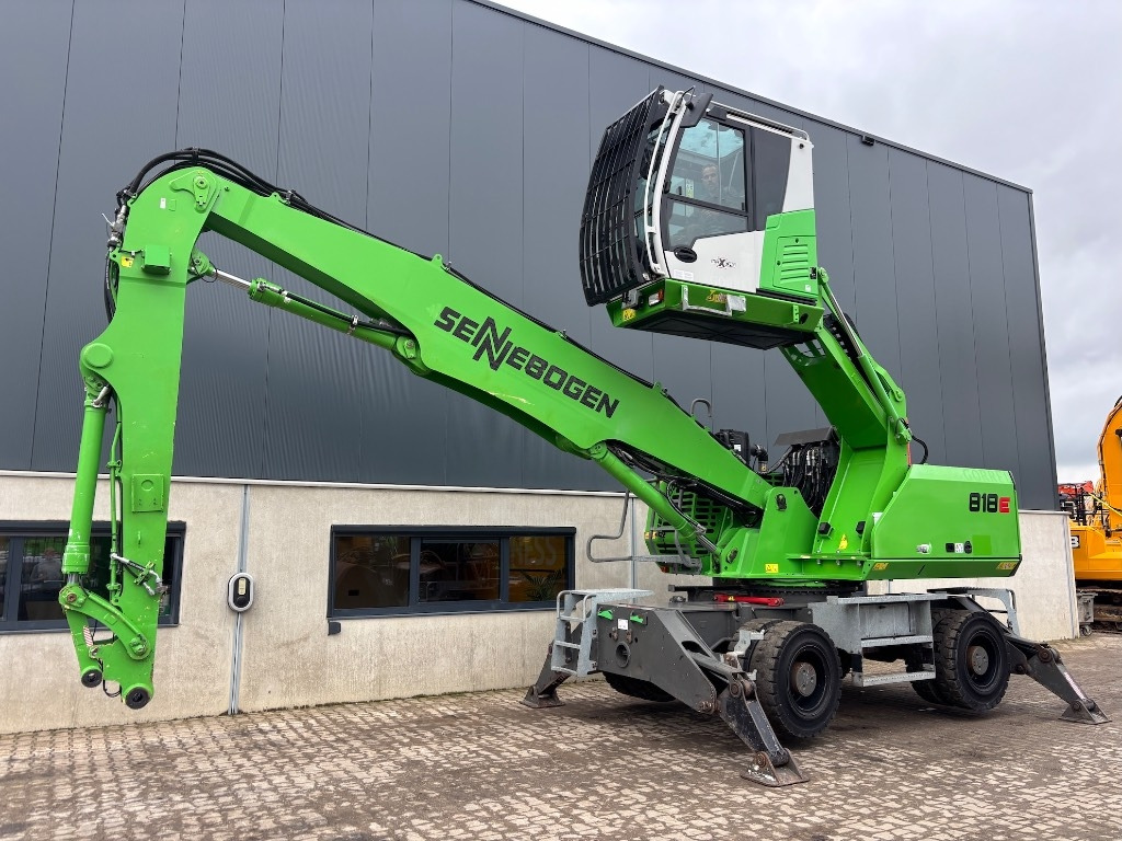 Sennebogen 818 E - 818 M - 818M - 818E XL - Manipulador de materiales: foto 1 Sennebogen 818 E - 818 M - 818M - 818E XL - Manipulador de materiales: foto 1