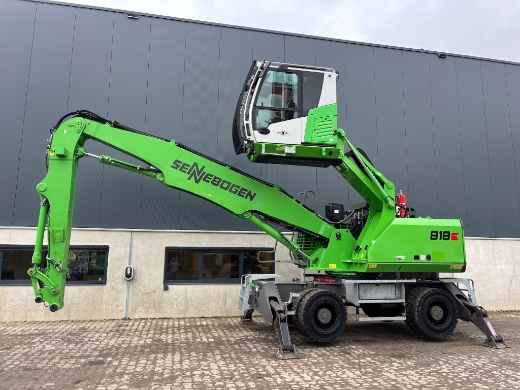 Sennebogen 818 E - 818 M - 818M - 818E XL - Manipulador de materiales: foto 2 Sennebogen 818 E - 818 M - 818M - 818E XL - Manipulador de materiales: foto 2