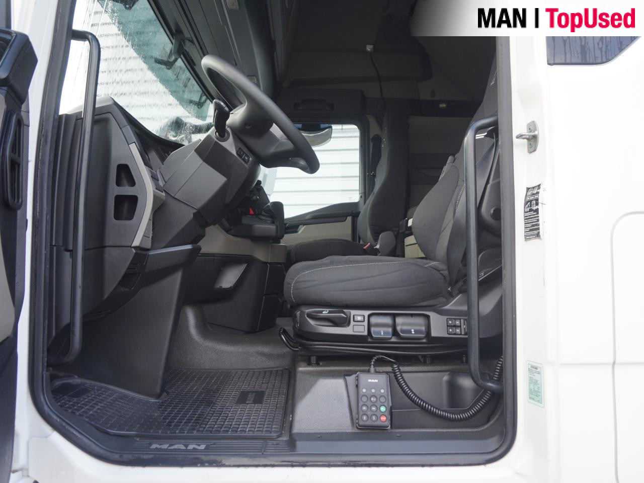 Cabeza tractora MAN TGX 18.430 4x2 BL SA: foto 15 Cabeza tractora MAN TGX 18.430 4x2 BL SA: foto 15