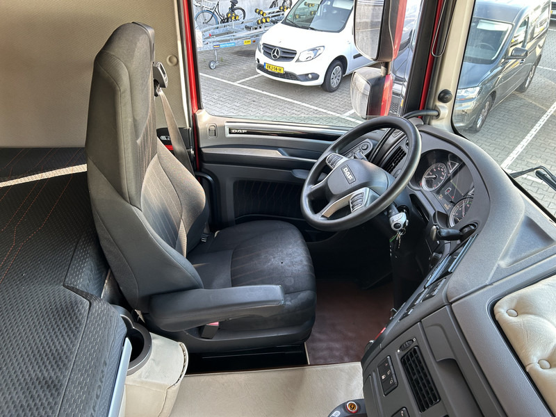 DAF XF 450 FT Space Cab / 926 dkm / Tacho V2 / Stand Klima / APK TUV 11-25 - Cabeza tractora: foto 3 DAF XF 450 FT Space Cab / 926 dkm / Tacho V2 / Stand Klima / APK TUV 11-25 - Cabeza tractora: foto 3