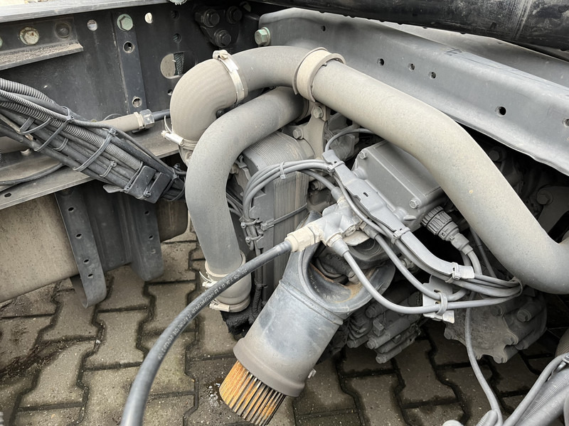 Cabeza tractora MAN TGX 18.460 XXL / Motor Defect -> Not Running / Retarder / 645 dkm / 2 Tanks: foto 9 Cabeza tractora MAN TGX 18.460 XXL / Motor Defect -> Not Running / Retarder / 645 dkm / 2 Tanks: foto 9
