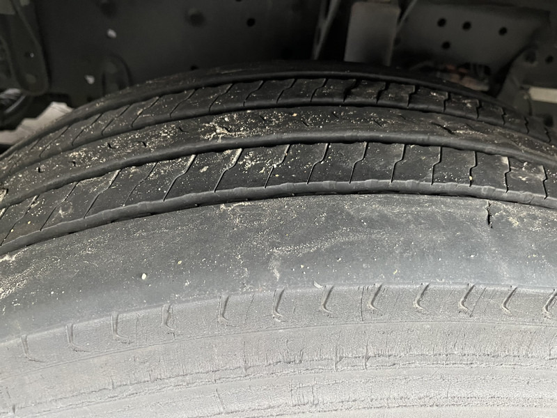 Cabeza tractora MAN TGX 18.460 XXL / Motor Defect -> Not Running / Retarder / 645 dkm / 2 Tanks: foto 11 Cabeza tractora MAN TGX 18.460 XXL / Motor Defect -> Not Running / Retarder / 645 dkm / 2 Tanks: foto 11