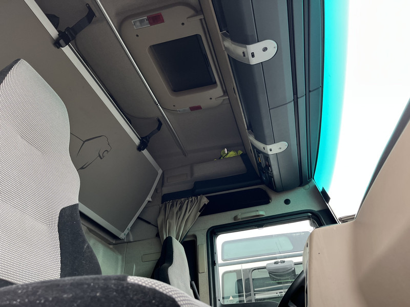 Cabeza tractora MAN TGX 18.460 XXL / Motor Defect -> Not Running / Retarder / 645 dkm / 2 Tanks: foto 8 Cabeza tractora MAN TGX 18.460 XXL / Motor Defect -> Not Running / Retarder / 645 dkm / 2 Tanks: foto 8