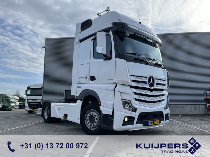 Mercedes-Benz Actros 1842 Gigaspace / 298 km / Full Spoiler / NL truck - Cabeza tractora: foto 1 Mercedes-Benz Actros 1842 Gigaspace / 298 km / Full Spoiler / NL truck - Cabeza tractora: foto 1
