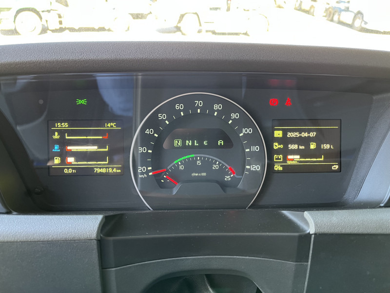 Volvo FH 420 Globetrotter / 794 dkm / 2 Tanks / VEB+ / APK TUV 07-25 - Cabeza tractora: foto 4 Volvo FH 420 Globetrotter / 794 dkm / 2 Tanks / VEB+ / APK TUV 07-25 - Cabeza tractora: foto 4