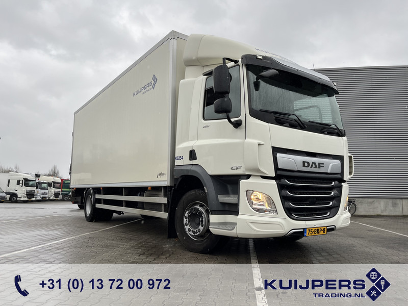 DAF CF 260 FA / 18 Ton / 210 dkm / Box / Laadklep / APK 05-25 - Camión caja cerrada: foto 1 DAF CF 260 FA / 18 Ton / 210 dkm / Box / Laadklep / APK 05-25 - Camión caja cerrada: foto 1
