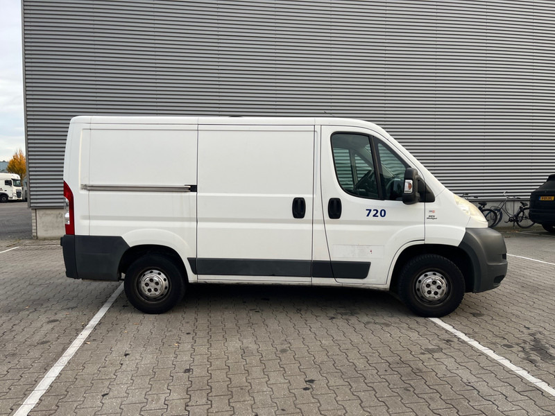 Fiat Ducato 2.0 MultiJet / KH1 Actual / 122 DKM / APK-TUV 04-26 - Furgoneta pequeña: foto 2 Fiat Ducato 2.0 MultiJet / KH1 Actual / 122 DKM / APK-TUV 04-26 - Furgoneta pequeña: foto 2