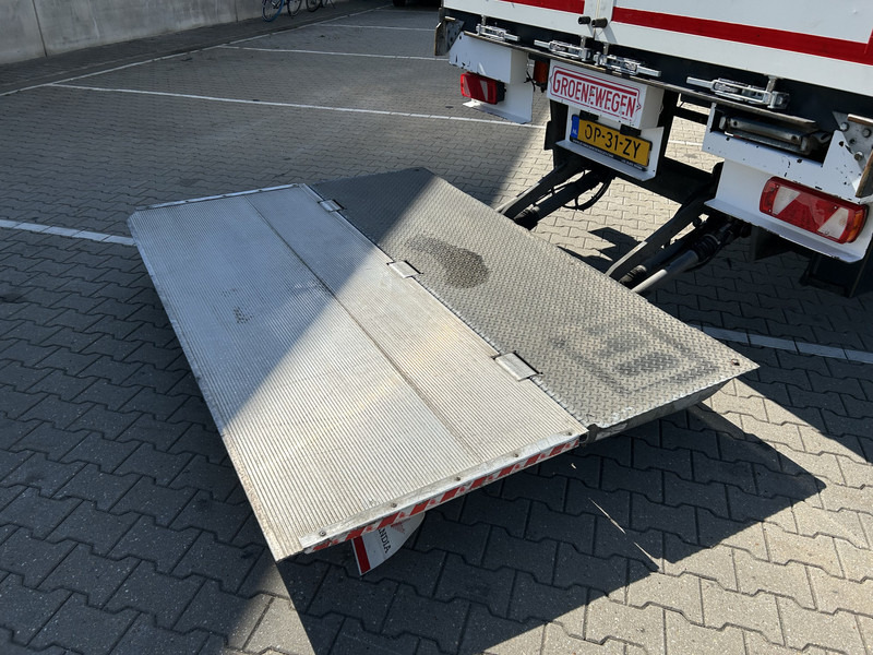 Groenewegen DRO-14-18 B / Box / Laadklep / Stuuras / APK 08-26 - Semirremolque caja cerrada: foto 5 Groenewegen DRO-14-18 B / Box / Laadklep / Stuuras / APK 08-26 - Semirremolque caja cerrada: foto 5