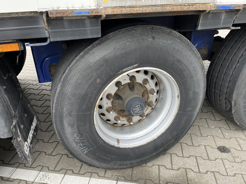 Semirremolque frigorífico Krone Coolliner / Carrier Vector 1950 / Frigo Box / BPW Drum / APK TUV 04-26: foto 12 Semirremolque frigorífico Krone Coolliner / Carrier Vector 1950 / Frigo Box / BPW Drum / APK TUV 04-26: foto 12