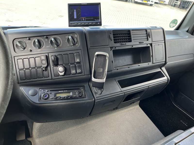 MAN TGL 12.180 / 12 Ton / 781 dkm / Oil Leak / Canvas Box / NL Truck - Camión caja cerrada: foto 5 MAN TGL 12.180 / 12 Ton / 781 dkm / Oil Leak / Canvas Box / NL Truck - Camión caja cerrada: foto 5