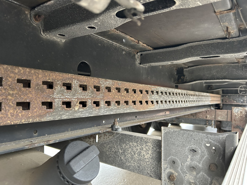 Schmitz Cargobull SCS 24/L / Curtainside / SAF Disk / NL Trailer - Semirremolque lona: foto 5 Schmitz Cargobull SCS 24/L / Curtainside / SAF Disk / NL Trailer - Semirremolque lona: foto 5