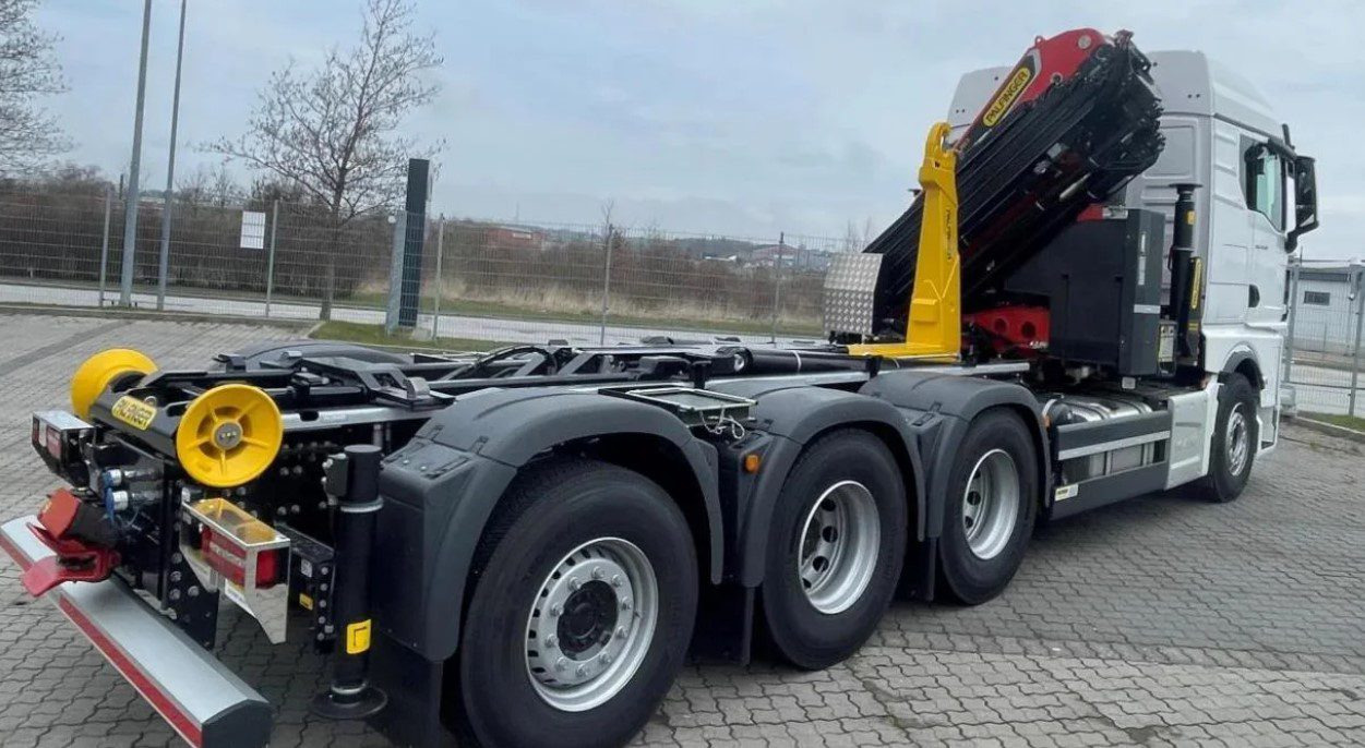 MAN TGS 35.510 8×4 Tridem kranväxlare Palfinger - Camión multibasculante, Camión grúa: foto 4 MAN TGS 35.510 8×4 Tridem kranväxlare Palfinger - Camión multibasculante, Camión grúa: foto 4