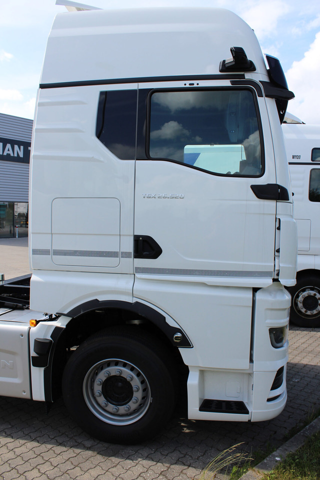 Växelflak MAN TGX 26.520 6X2-4 LL - Camión portacontenedore/ Intercambiable: foto 5 Växelflak MAN TGX 26.520 6X2-4 LL - Camión portacontenedore/ Intercambiable: foto 5