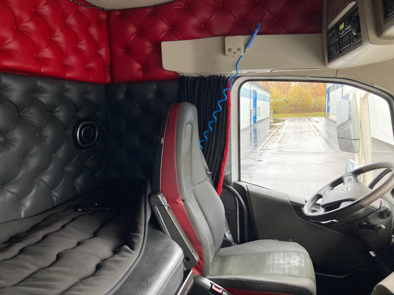 Camión caja cerrada Volvo FH Fjärr: foto 6 Camión caja cerrada Volvo FH Fjärr: foto 6