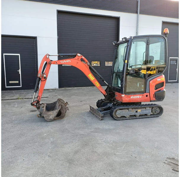 Kubota KX019-4 - Miniexcavadora: foto 1 Kubota KX019-4 - Miniexcavadora: foto 1