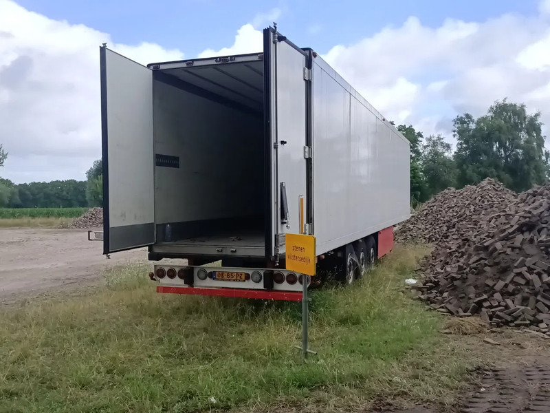 Schmitz Cargobull SKO 24 Thermo King SL-200e - Remolque frigorífico: foto 2 Schmitz Cargobull SKO 24 Thermo King SL-200e - Remolque frigorífico: foto 2