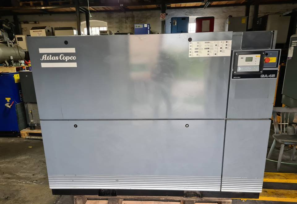 Kompresor śrubowy ATLAS COPCO GA 45 - Compresor de aire: foto 4 Kompresor śrubowy ATLAS COPCO GA 45 - Compresor de aire: foto 4