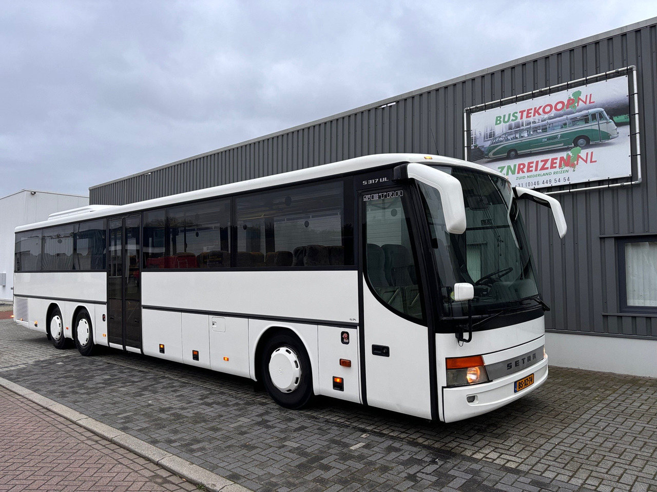 SETRA S317UL met 63 pl. en airconditioning S317GT - Autocar: foto 1 SETRA S317UL met 63 pl. en airconditioning S317GT - Autocar: foto 1