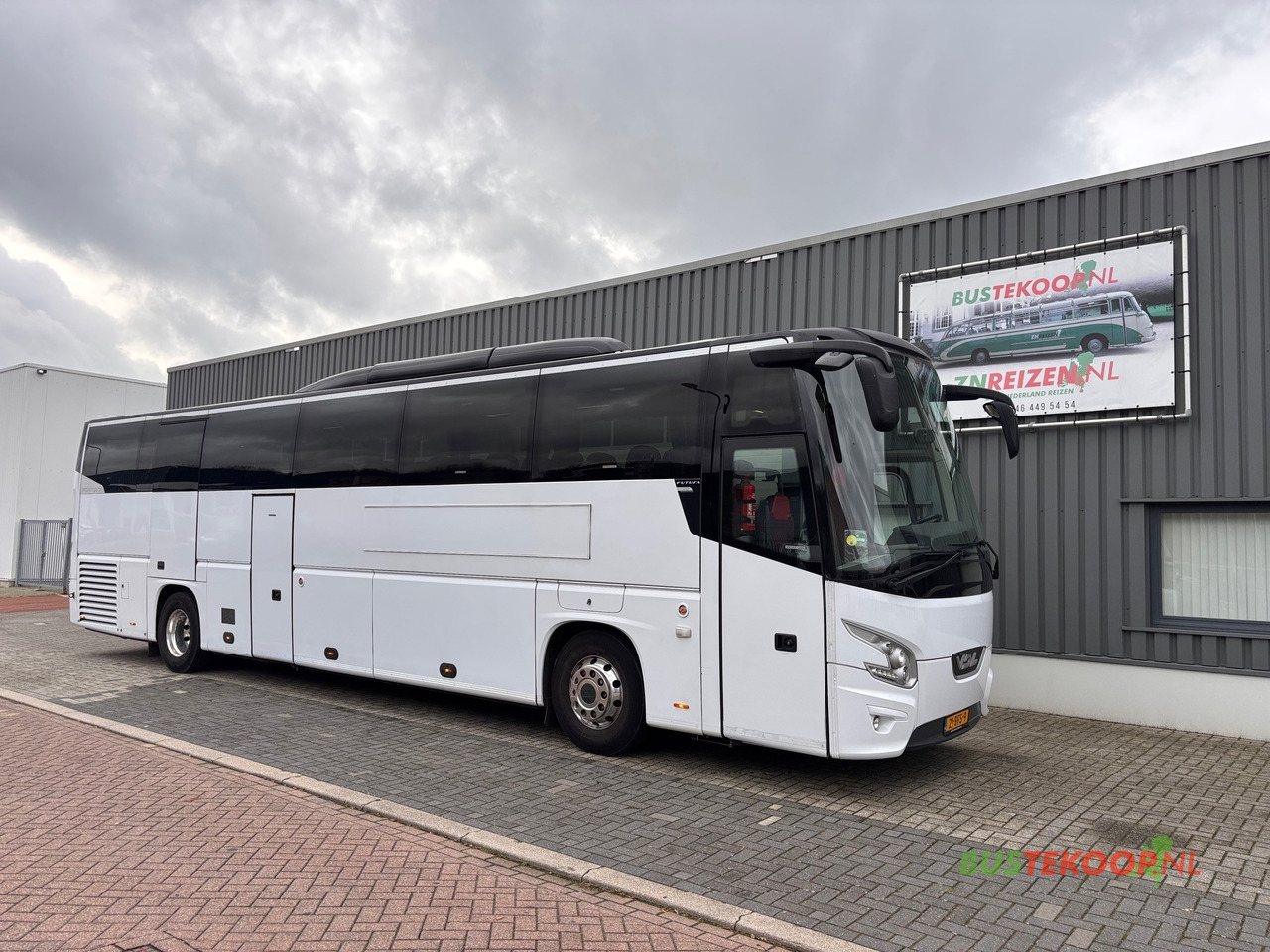 VDL Futura FHD2-129/440 Rolstoelbus - Autocar: foto 1 VDL Futura FHD2-129/440 Rolstoelbus - Autocar: foto 1