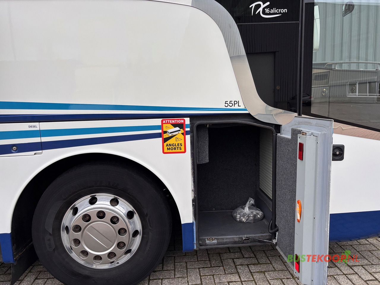Autocar Vanhool TX16 Alicron: foto 10 Autocar Vanhool TX16 Alicron: foto 10