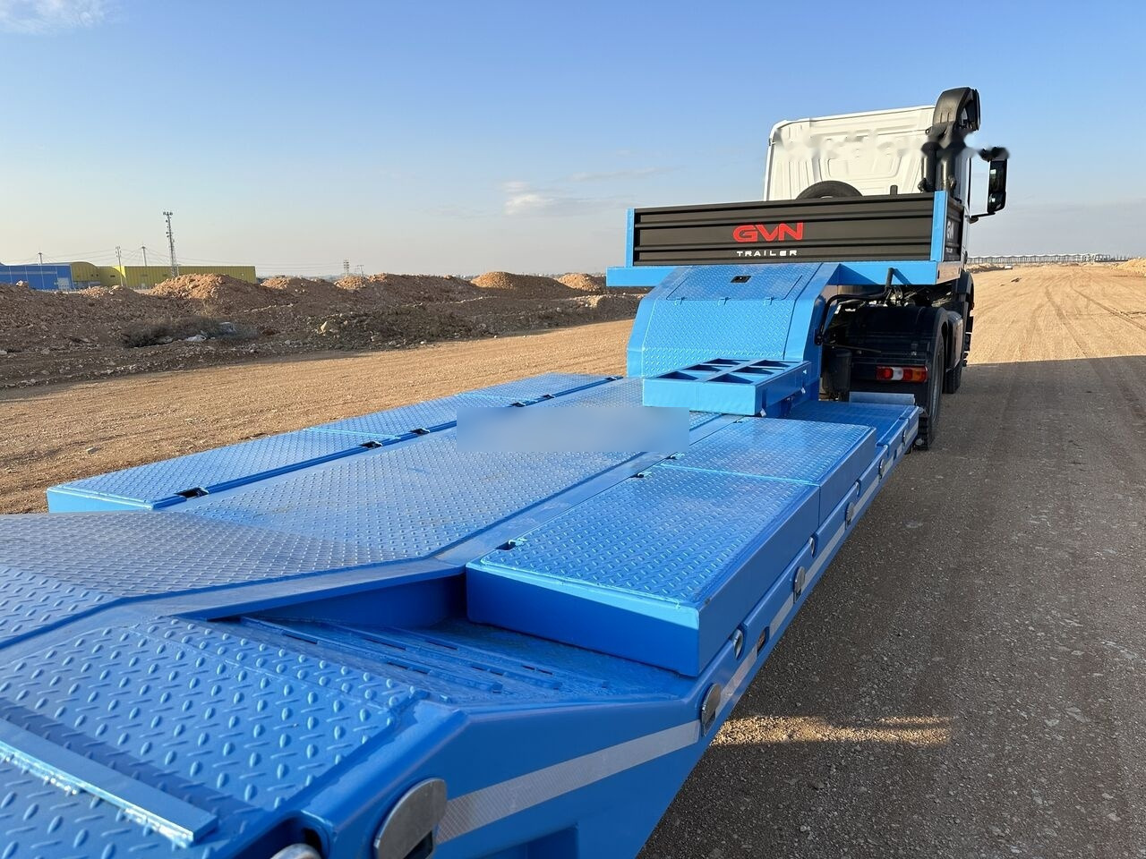 Semirremolque góndola rebajadas nuevo GVN Trailer 3 AXLE LOWBED WITH WHEEL RECESSES: foto 7 Semirremolque góndola rebajadas nuevo GVN Trailer 3 AXLE LOWBED WITH WHEEL RECESSES: foto 7