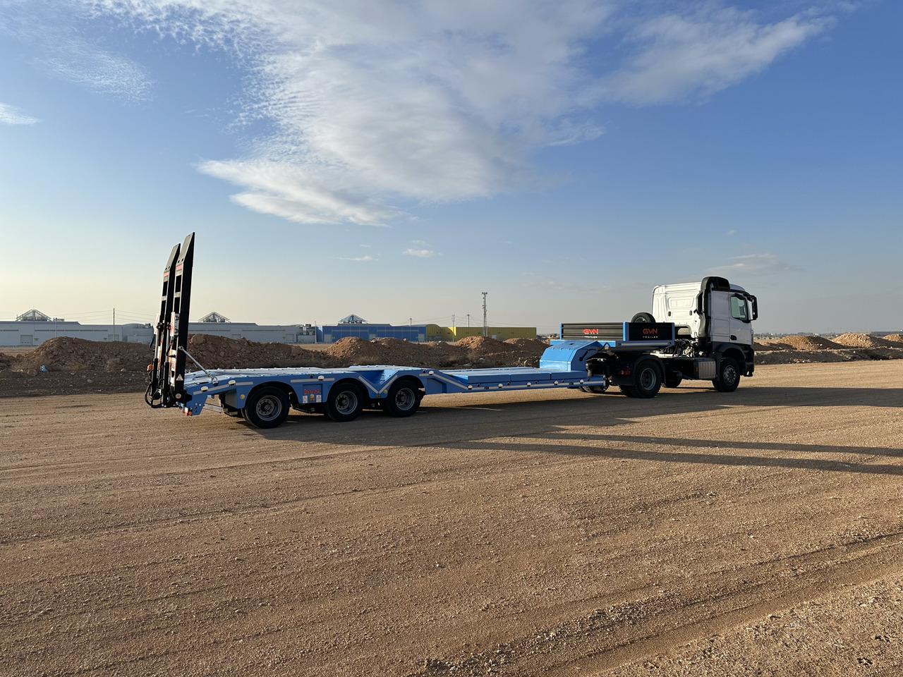 Semirremolque góndola rebajadas nuevo GVN Trailer 3 AXLE LOWBED WITH WHEEL RECESSES: foto 20 Semirremolque góndola rebajadas nuevo GVN Trailer 3 AXLE LOWBED WITH WHEEL RECESSES: foto 20