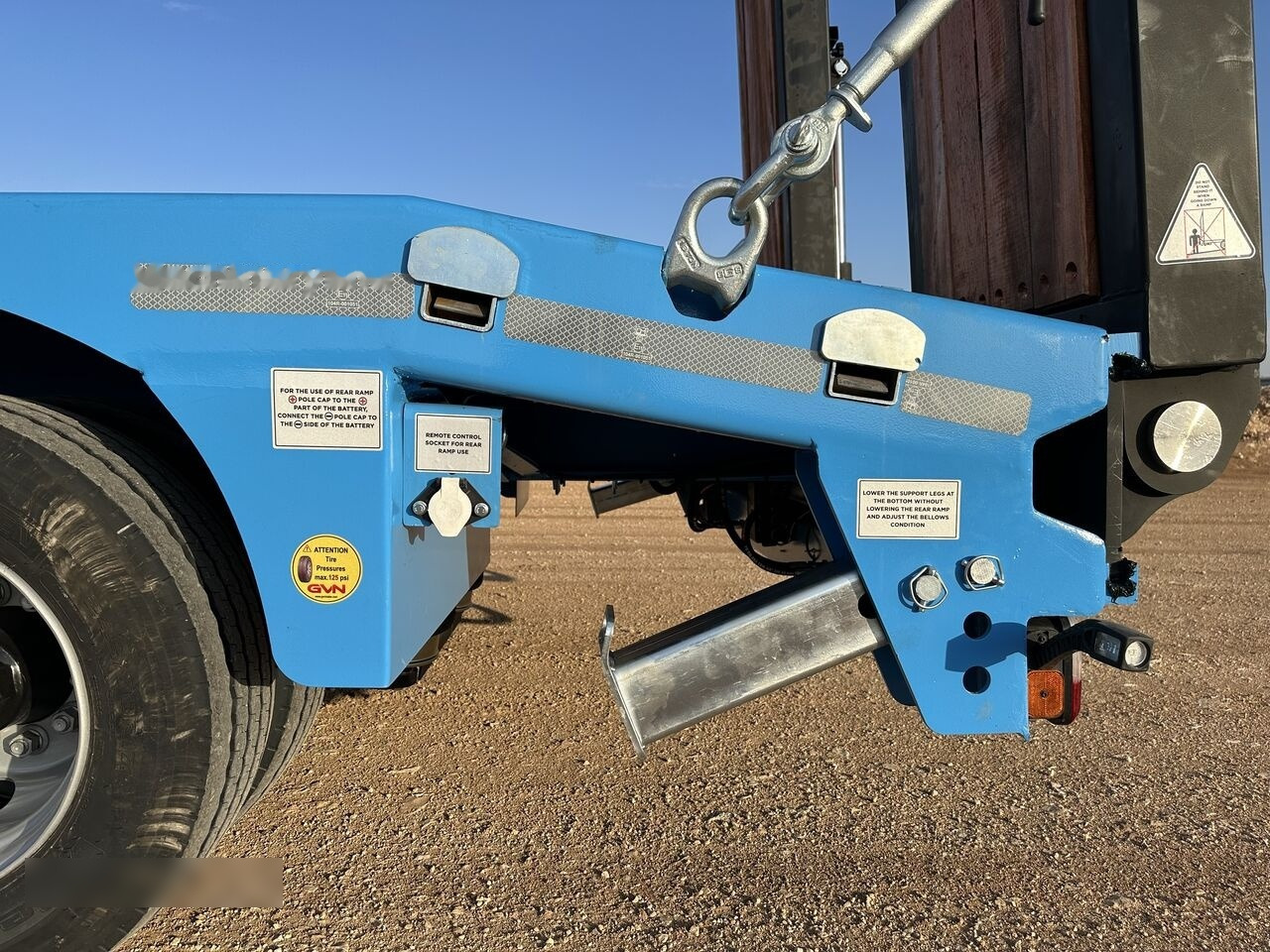 Semirremolque góndola rebajadas nuevo GVN Trailer 3 AXLE LOWBED WITH WHEEL RECESSES: foto 12 Semirremolque góndola rebajadas nuevo GVN Trailer 3 AXLE LOWBED WITH WHEEL RECESSES: foto 12