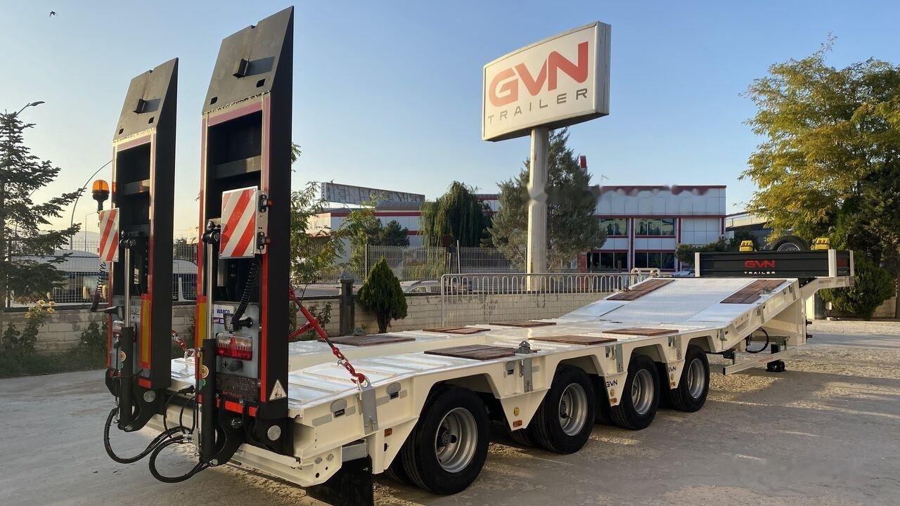 GVN Trailer 4 AXLE HYDRAULIC PLATFORM LOWBED - Semirremolque góndola rebajadas: foto 1 GVN Trailer 4 AXLE HYDRAULIC PLATFORM LOWBED - Semirremolque góndola rebajadas: foto 1