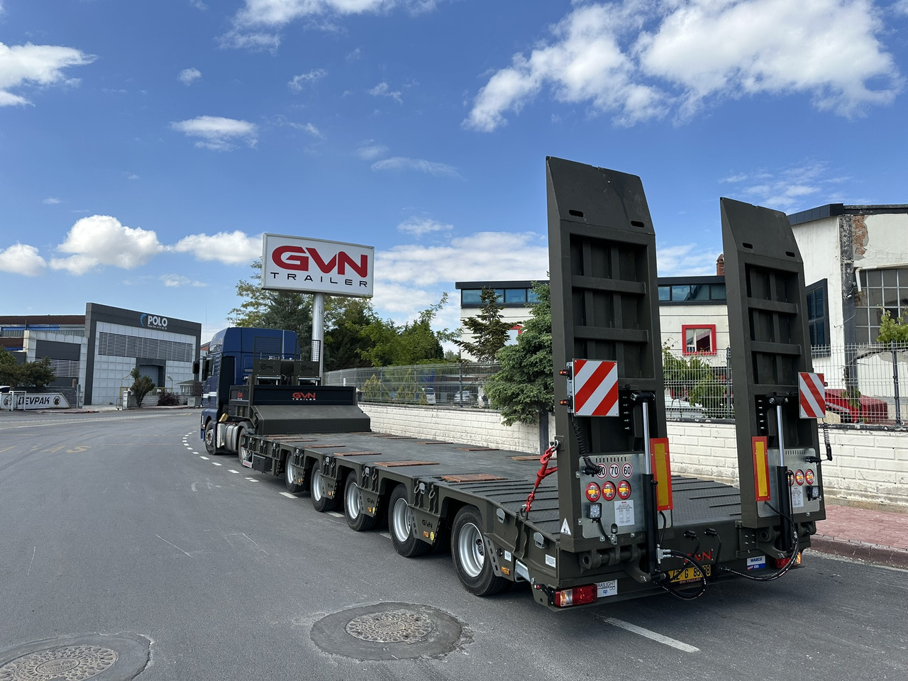 GVN Trailer 5 AXLE LOWBED - Semirremolque góndola rebajadas: foto 3 GVN Trailer 5 AXLE LOWBED - Semirremolque góndola rebajadas: foto 3
