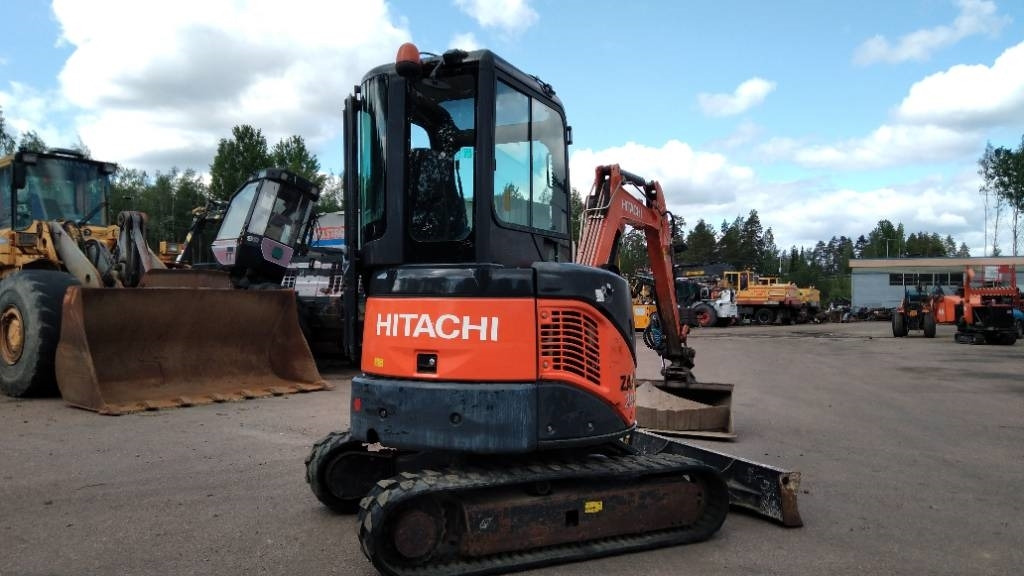 Hitachi ZX 29 U-3 CLR - Miniexcavadora: foto 4 Hitachi ZX 29 U-3 CLR - Miniexcavadora: foto 4