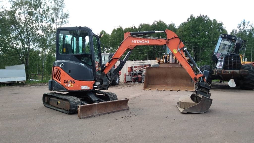 Hitachi ZX 29 U-3 CLR - Miniexcavadora: foto 2 Hitachi ZX 29 U-3 CLR - Miniexcavadora: foto 2